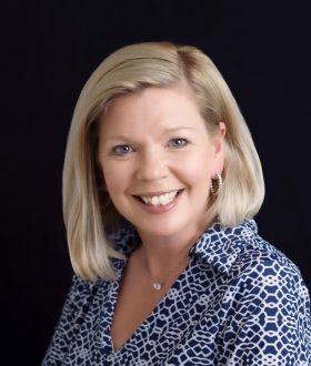 Louise_Jakubik_-_NEW_2025_Head_Shot_1